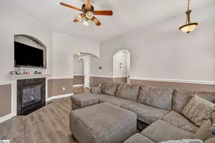 615 Clarion Ct, Spartanburg, SC 29316 - Photo 6