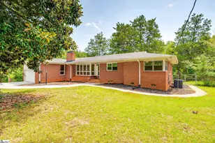 213 Barker Rd, Simpsonville, SC 29680 - Photo 4