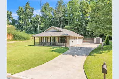 14047 E Camelia Lane, Seneca, SC 29678 - Photo 2