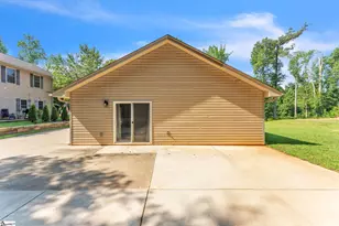 14047 E Camelia Ln, Seneca, SC 29678 - Photo 22