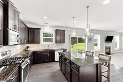 274 Braselton Street, Greer, SC 29651 - Photo 2
