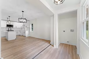 107 Coldbrook Dr, Spartanburg, SC 29306 - Photo 12