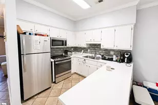 321 Woodburn Creek Rd, Spartanburg, SC 29302 - Photo 6
