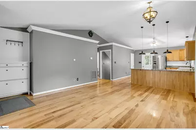 118 Dixie Avenue, Greenville, SC 29607 - Photo 8