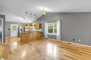 118 Dixie Ave, Greenville, SC 29607 - Photo 10
