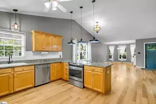 118 Dixie Ave, Greenville, SC 29607 - Photo 16