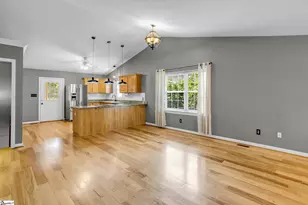 118 Dixie Ave, Greenville, SC 29607 - Photo 12
