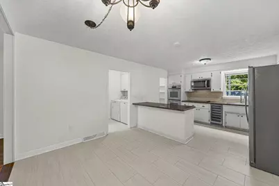 305 Holly Tree Lane, Simpsonville, SC 29681 - Photo 8