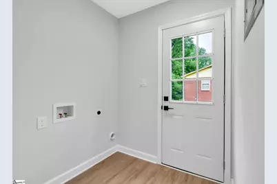 216 Ashcroft Drive, Greenwood, SC 29646 - Photo 10