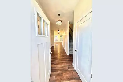 734 S Bomar Avenue, Landrum, SC 29356 - Photo 4