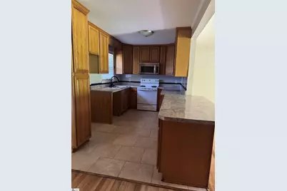 2217 Aleaf Terrace, Spartanburg, SC 29302 - Photo 2