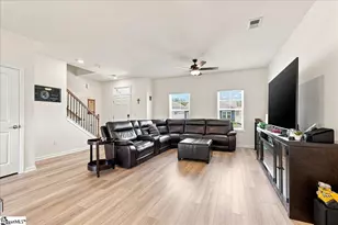 100 Denbigh Ln, Greenville, SC 29605 - Photo 4