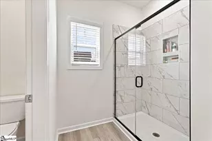 100 Denbigh Ln, Greenville, SC 29605 - Photo 18