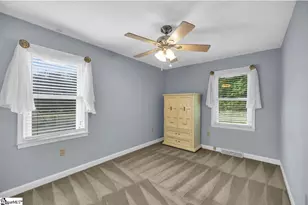 1527 Pine Haven St Ext St, Laurens, SC 29360 - Photo 6