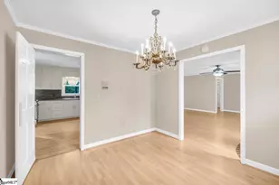 1527 Pine Haven St Ext St, Laurens, SC 29360 - Photo 12