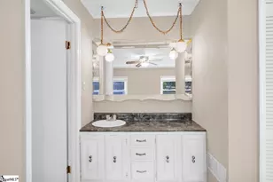 1527 Pine Haven St Ext St, Laurens, SC 29360 - Photo 16