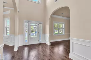 416 Sunnybrook Ln, Greer, SC 29650 - Photo 2