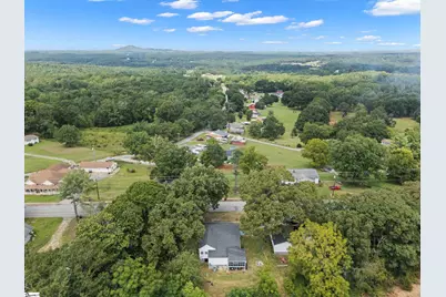 418 N Norris Drive, Liberty, SC 29657 - Photo 2
