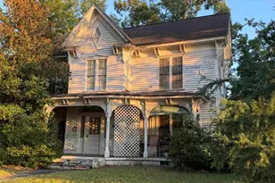 321 W Main St, Clinton, SC 29325 - Photo 1