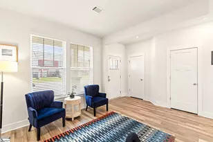 113 Shallons Dr, Greenville, SC 29609 - Photo 6