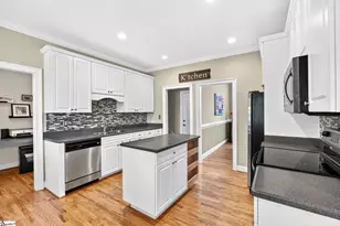 30 Belle Terre Ct, Greenville, SC 29609 - Photo 16