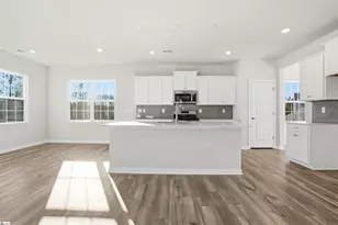 909 Kitson Ct, Enoree, SC 29335 - Photo 10