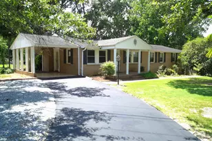 204 Sycamore Dr, Mauldin, SC 29662 - Photo 2
