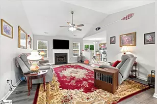 225 Kittiwake Ln, Boiling Springs, SC 29316 - Photo 4