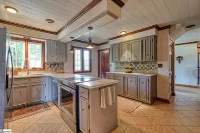 688 Corinth Road, Gaffney, SC 29340 - Photo 8