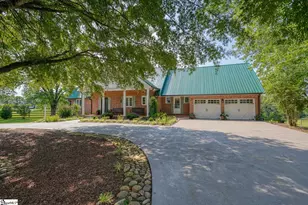 688 Corinth Rd, Gaffney, SC 29340 - Photo 2