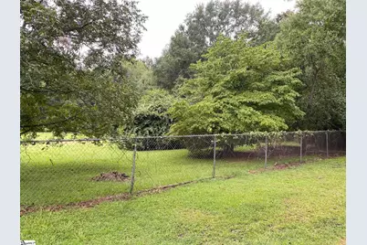 413 W Farley Avenue, Laurens, SC 29360 - Photo 28