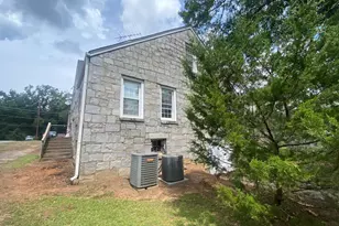 413 W Farley Ave, Laurens, SC 29360 - Photo 26