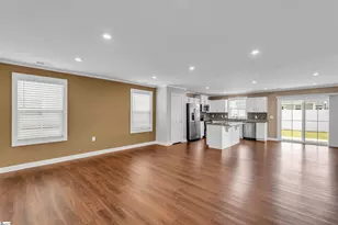10 Tippetts Ct, Piedmont, SC 29673 - Photo 2