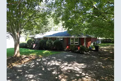 521 E Main Street, Pendleton, SC 29670 - Photo 4