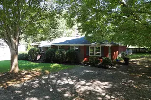 521 E Main St, Pendleton, SC 29670 - Photo 4
