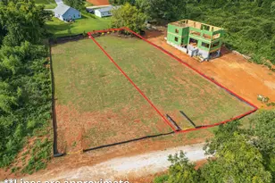 105 S Silver Lake Dr, Taylors, SC 29687 - Photo 1