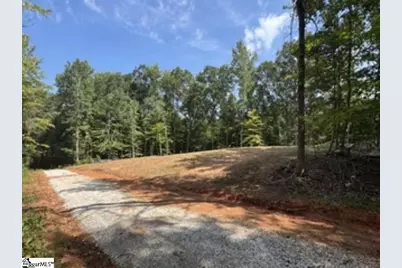 112 N Silver Lake Drive, Taylors, SC 29687 - Photo 2
