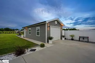 223 R C Thompson Rd, Chesnee, SC 29323 - Photo 36