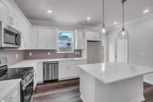 239 Willard St, Greenville, SC 29611 - Photo 12