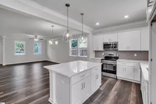 239 Willard St, Greenville, SC 29611 - Photo 10