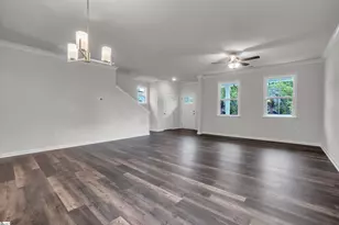 239 Willard St, Greenville, SC 29611 - Photo 8
