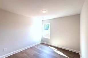 1293 N Hwy 101, Greer, SC 29651 - Photo 6