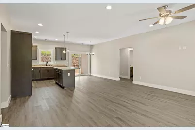 631 Skyline Drive, Campobello, SC 29322 - Photo 4