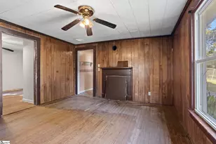 219 Heatherly Dr, Greenville, SC 29611 - Photo 10