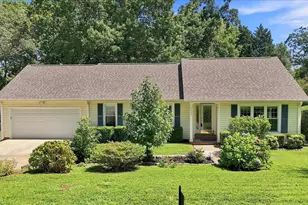 105 Hitching Post Ln, Greenville, SC 29615 - Photo 2