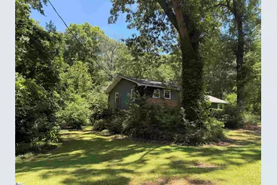 801 Magness Drive, Spartanburg, SC 29303 - Photo 2