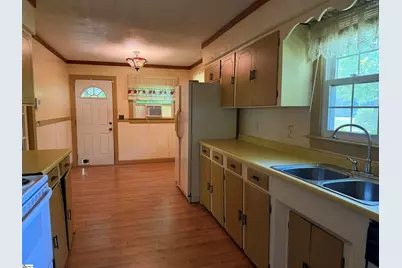 801 Magness Drive, Spartanburg, SC 29303 - Photo 10