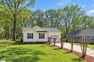 109 E St, Williamston, SC 29697 - Photo 1