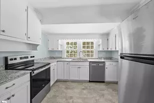 17 B Converse St, Greenville, SC 29607 - Photo 6