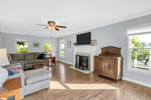 202 Bright Water Ln, Greenville, SC 29609 - Photo 4